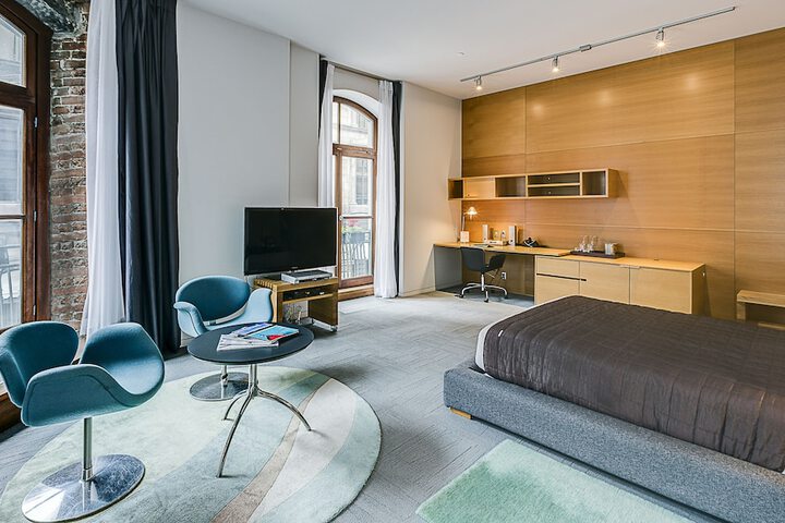 Room 64 of 109
