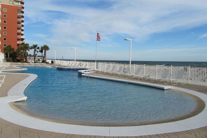 Pool 15 of 46