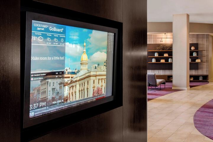 Courtyard by Marriott Newark Elizabeth