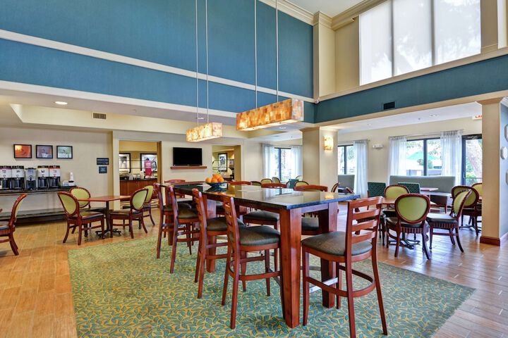 Hotel Interior 7 of 38