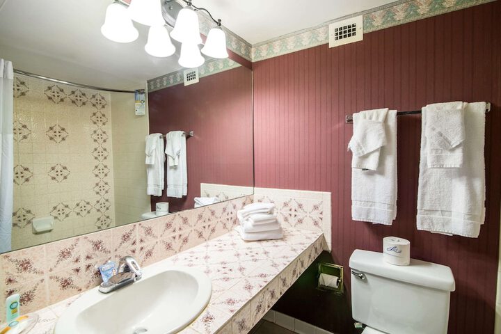 Room 30 of 52