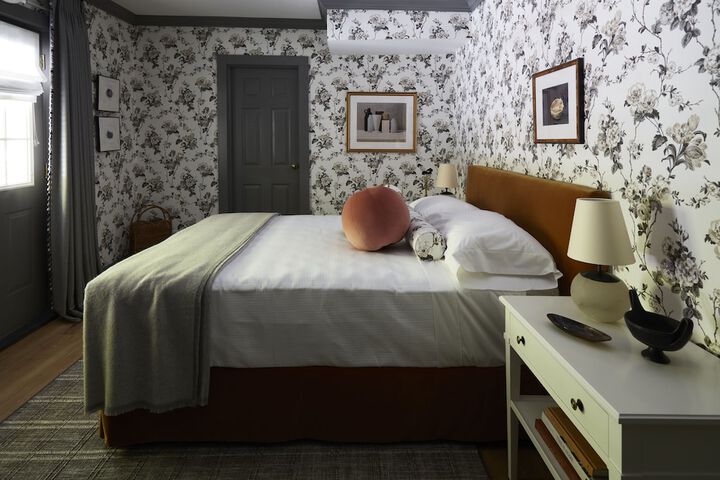 Room 23 of 75