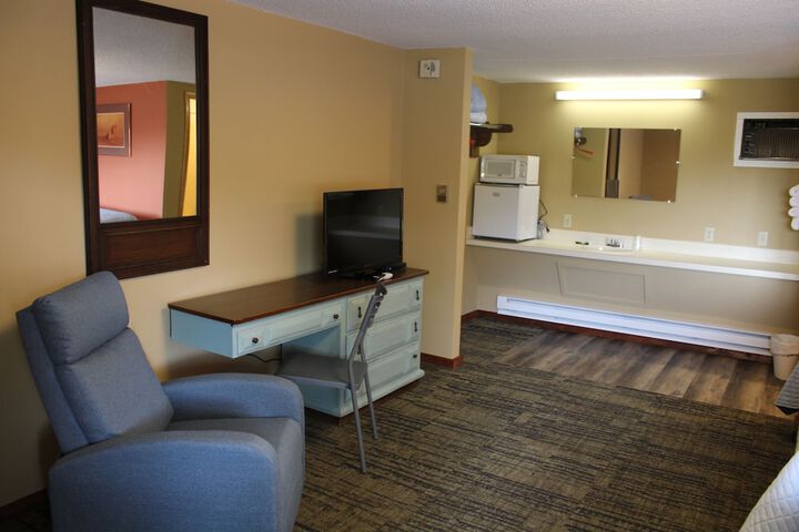 Room 12 of 21