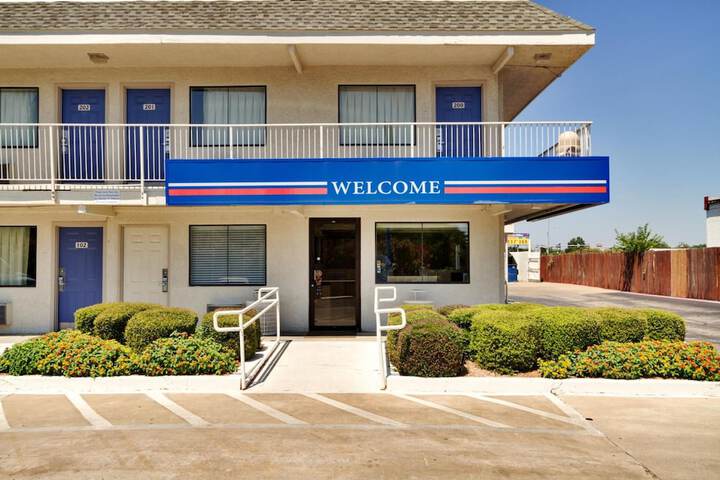 Hotel 7 of 45