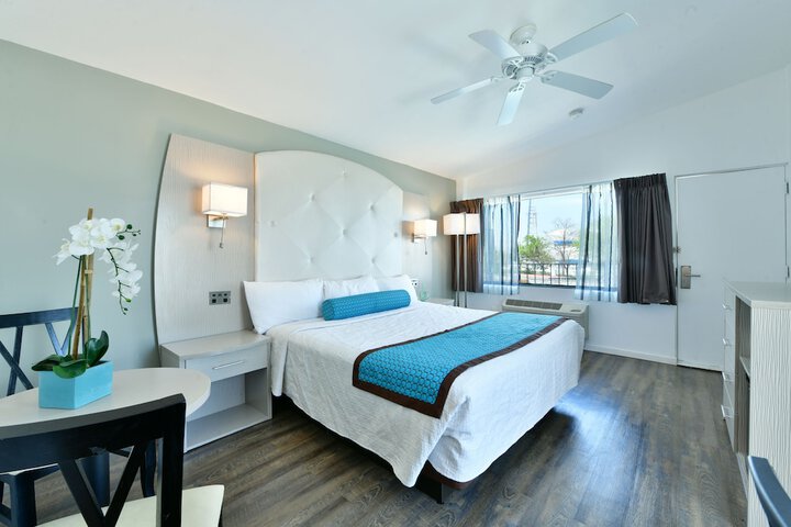 Room 22 of 43