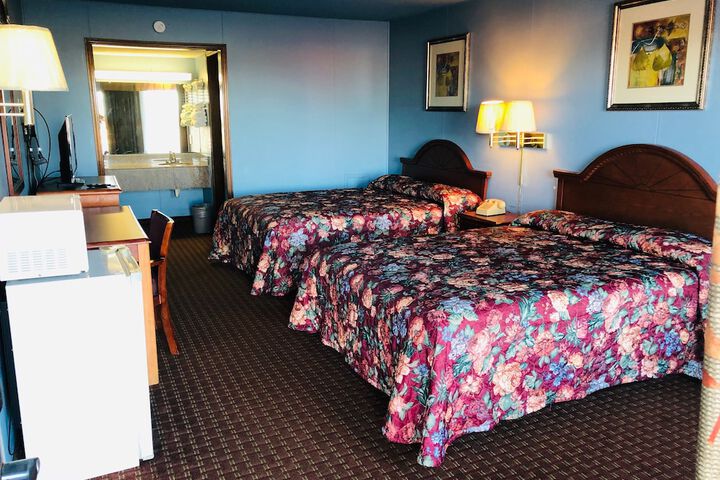 Room 5 of 14