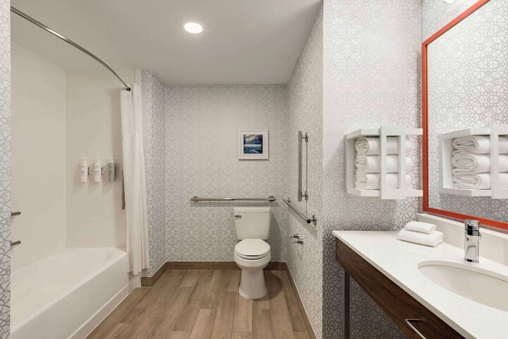 Hampton Inn Waynesboro / Stuarts Draft