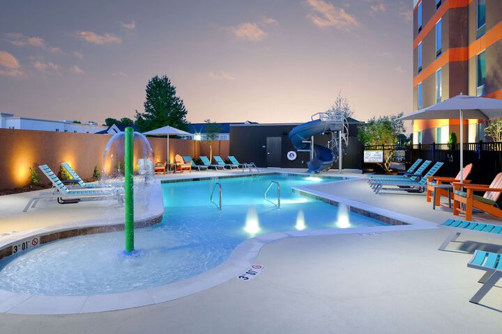 Pool 4 of 42