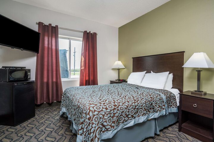 Room 12 of 24