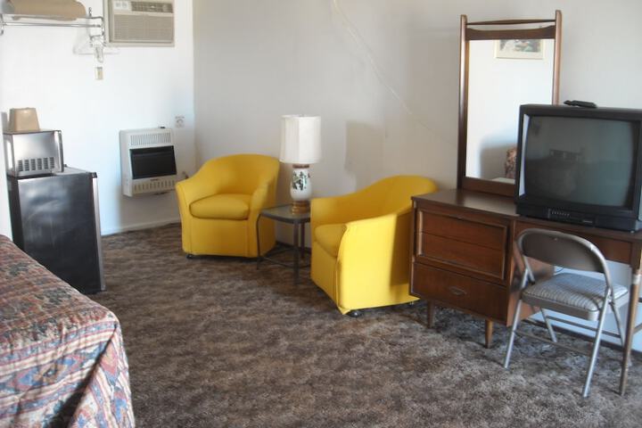 Room 36 of 41