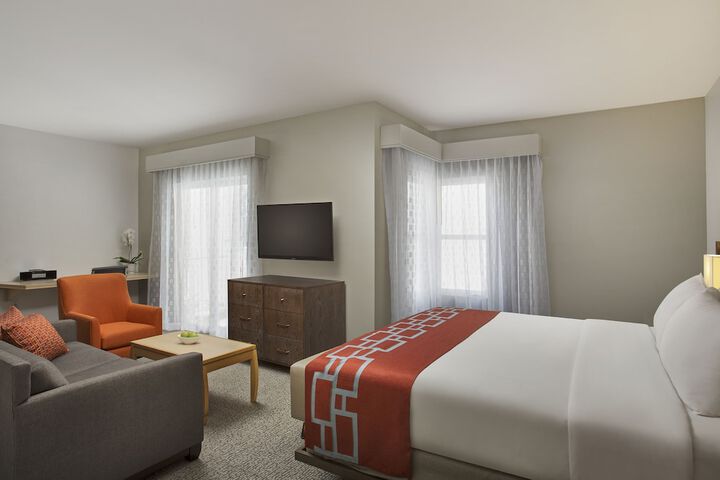 Room 15 of 23