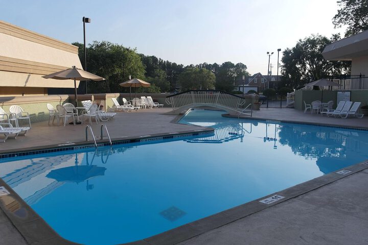 Pool 3 of 35