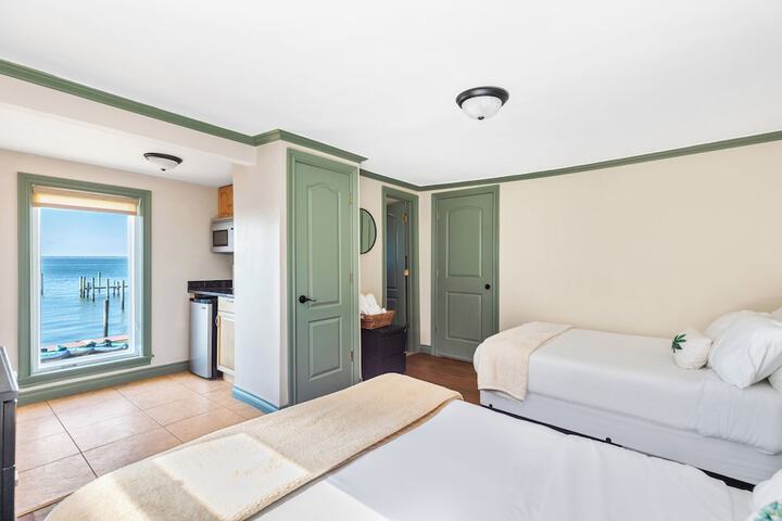 Room 31 of 75
