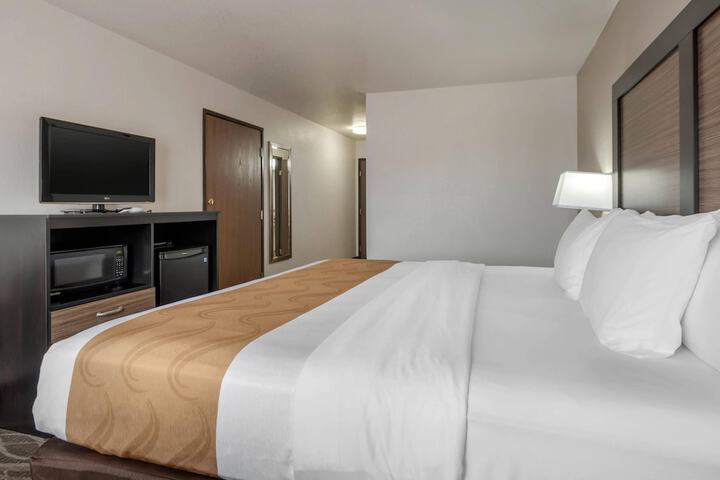 Quality Inn & Suites South Fork - Wolf Creek