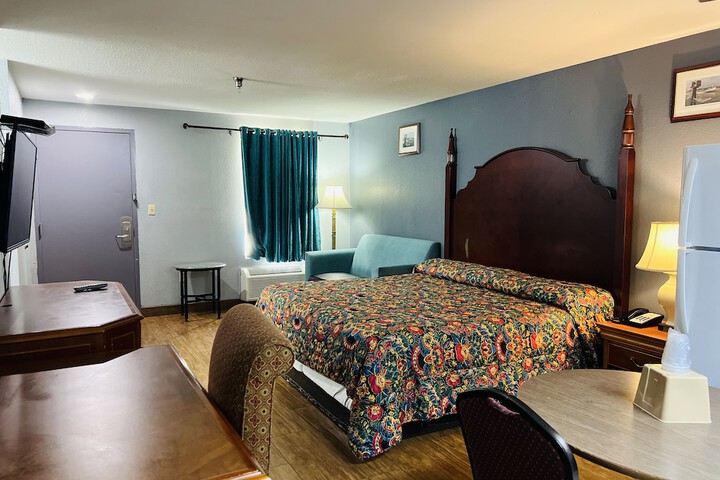 Room 19 of 26