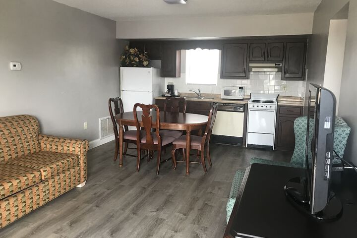 Room 21 of 35