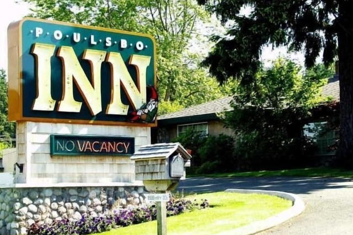 Poulsbo Inn & Suites