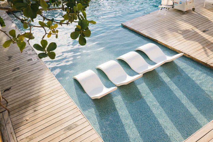 Pool 13 of 99