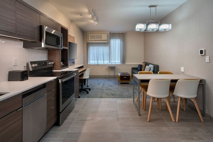 Room 19 of 24