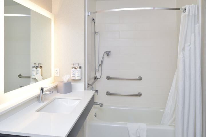 Holiday Inn Express & Suites Carthage by IHG