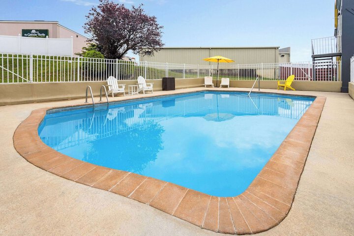 Pool 5 of 26