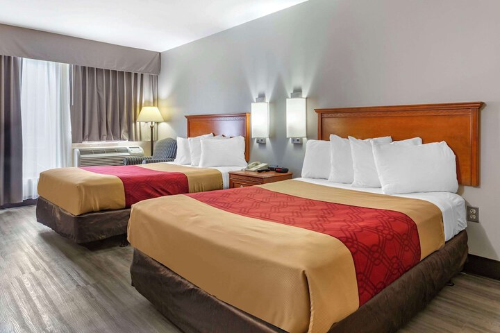 Room 9 of 23