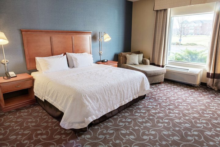 Room 35 of 60