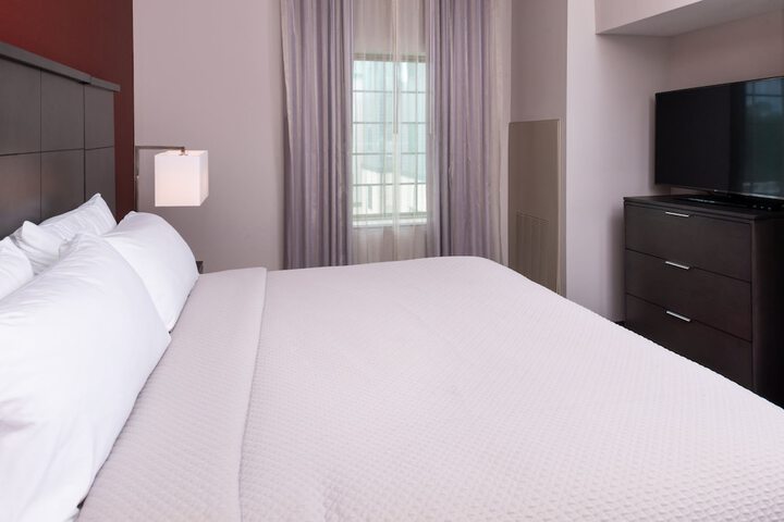 Staybridge Suites Lake Charles by IHG