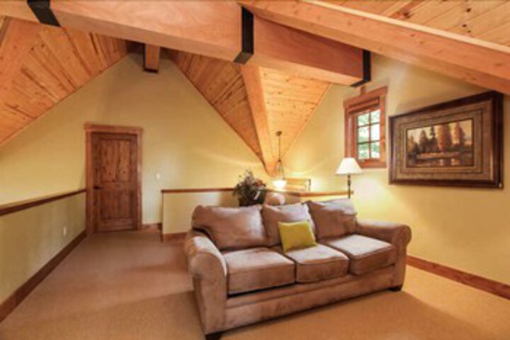 Discovery Chalet 164 - Three Bedroom Chalet