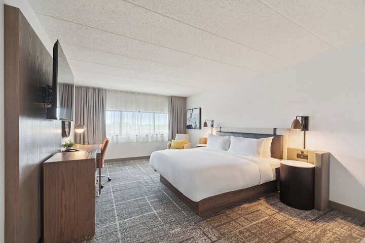 Crowne Plaza Lansing by IHG