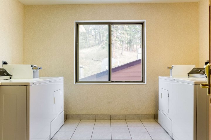 Comfort Inn & Suites Custer - Crazy Horse Area