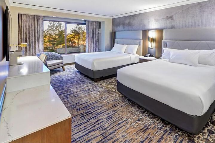 Mystic Lake Casino Hotel