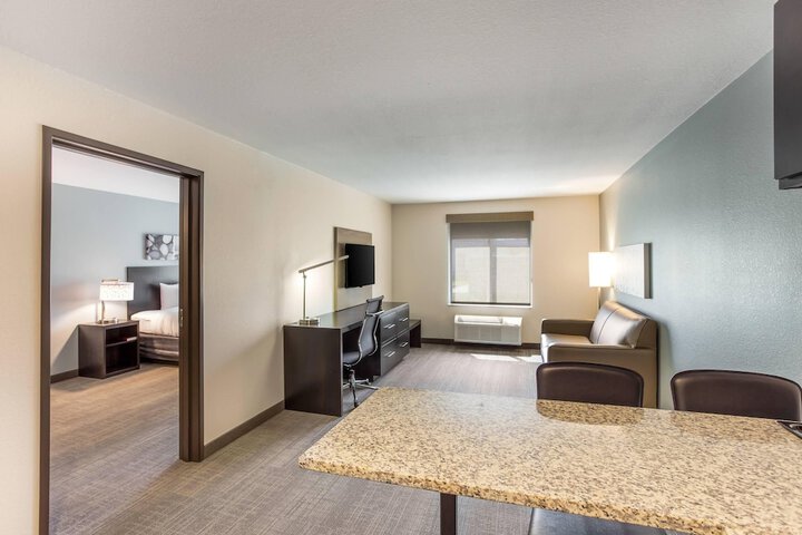 MainStay Suites Logan Ohio-Hocking Hills
