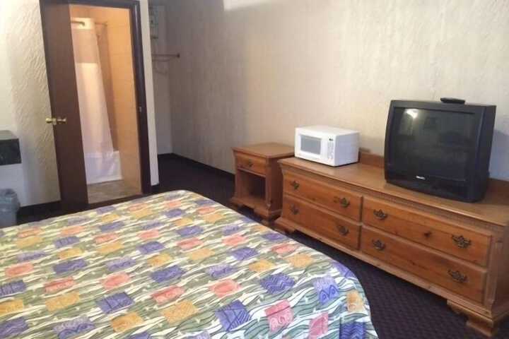 Room 7 of 26