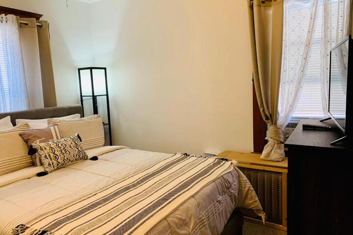 Cozy First Floor Apartment