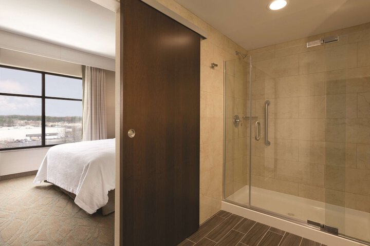 Room 17 of 41