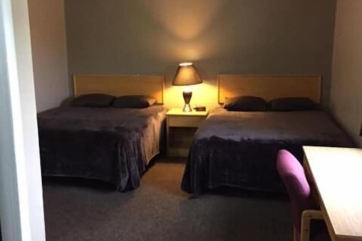 Room 13 of 24