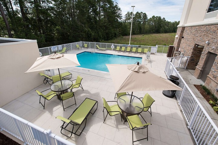 Pool 5 of 44