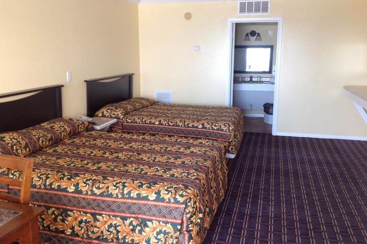 Room 14 of 17