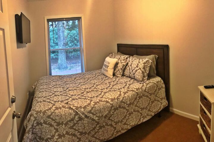 Room 34 of 75