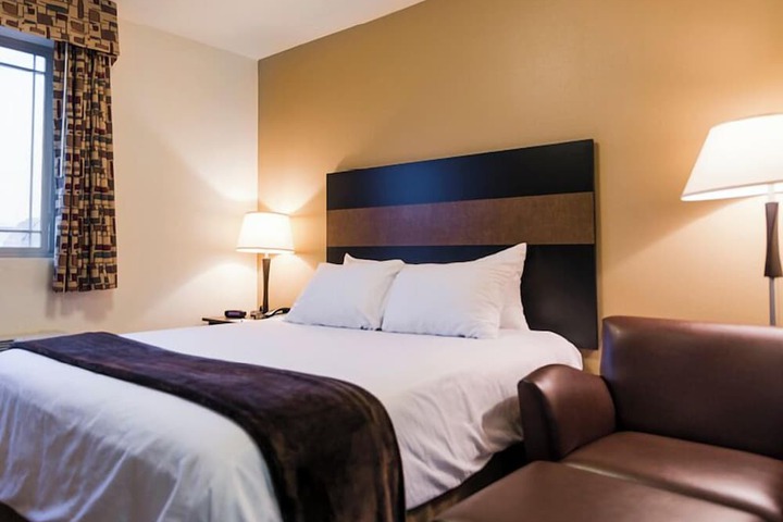 My Place Hotel - Dickinson ND
