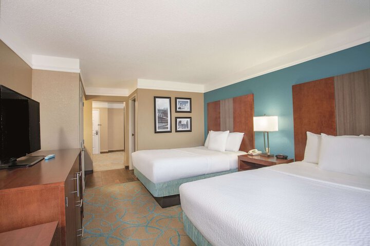 Room 16 of 25