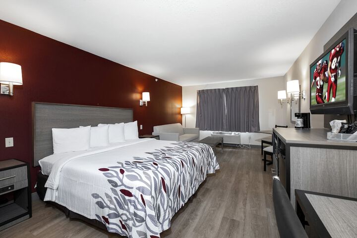 Room 27 of 46