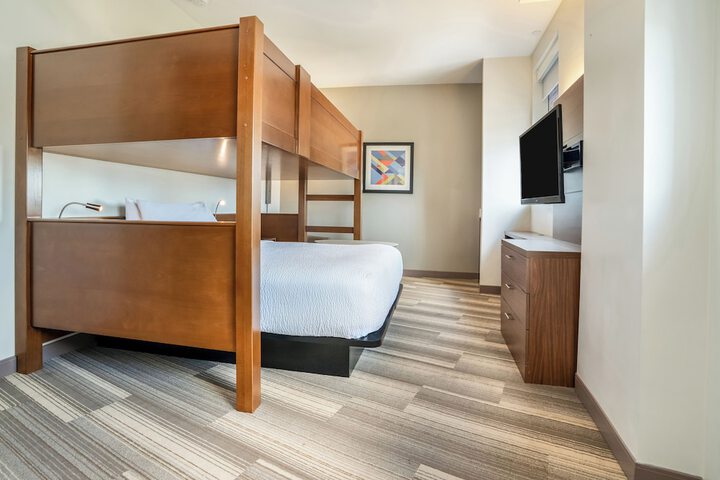 Holiday Inn Express New Orleans - Arts District by IHG