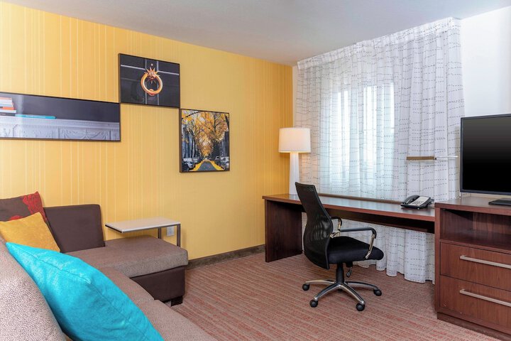 Residence Inn Akron South / Green