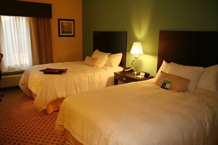 Room 17 of 27
