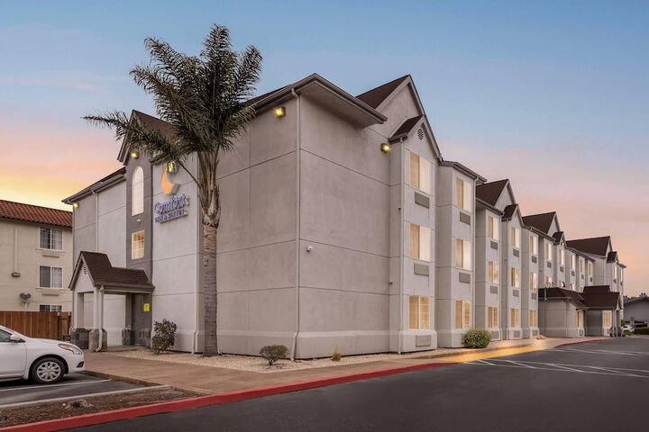 Comfort Inn & Suites Salinas City Center Area