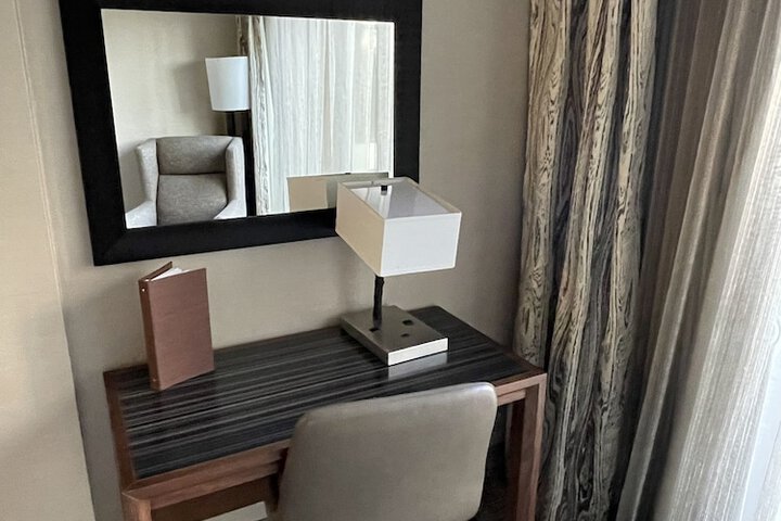 DoubleTree by Hilton Fresno Convention Center