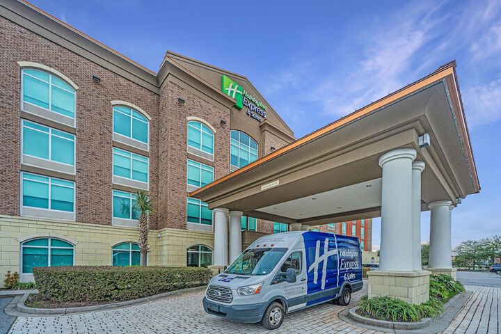 Hotel 2 of 78