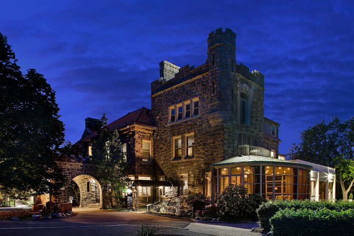 Hotel 8 of 91